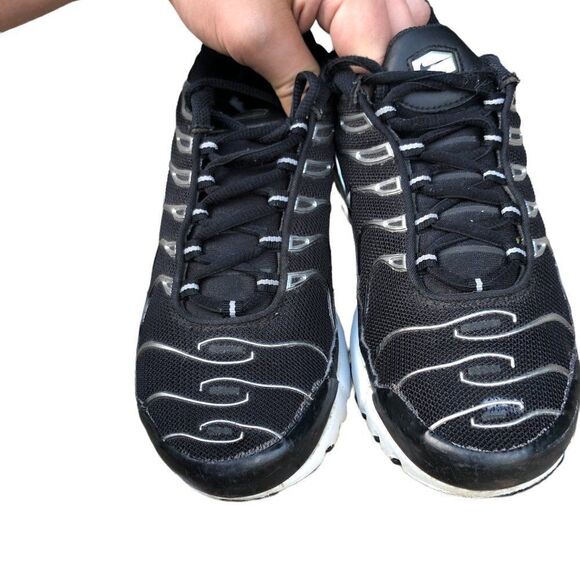 RARE 2016 Nike Air Max Plus Vivid Sulfur GS Size 8 - Picture 2 of 16